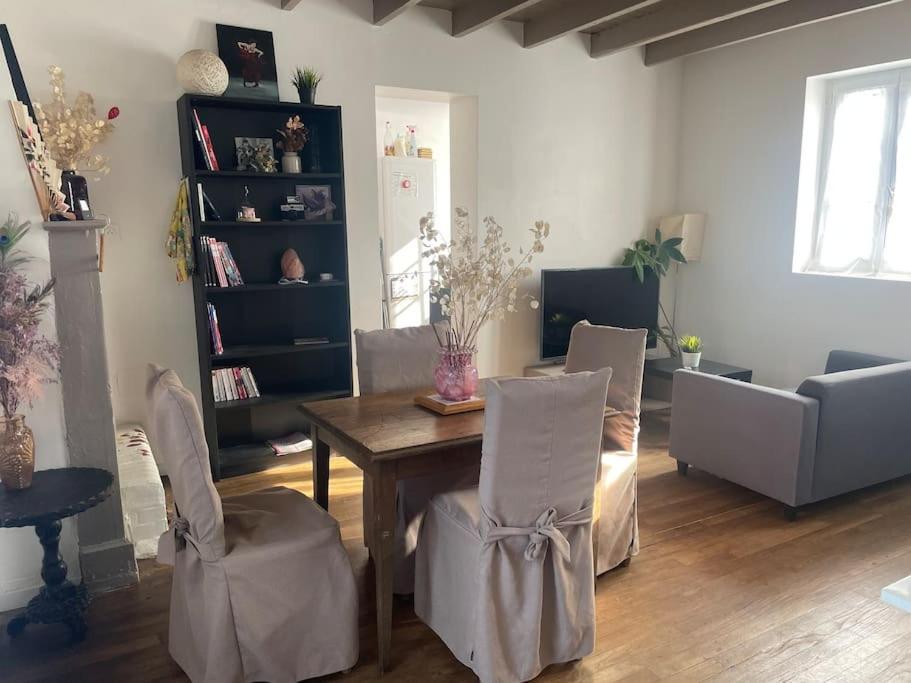 Bazouges-la-Pérouse Charmante Maison, Coeur De Bourg מראה חיצוני תמונה