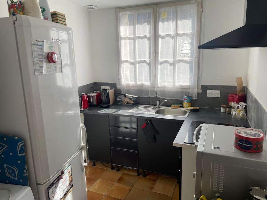 Bazouges-la-Pérouse Charmante Maison, Coeur De Bourg מראה חיצוני תמונה